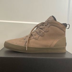 Sorel Caribou Sneaker Size 11.5